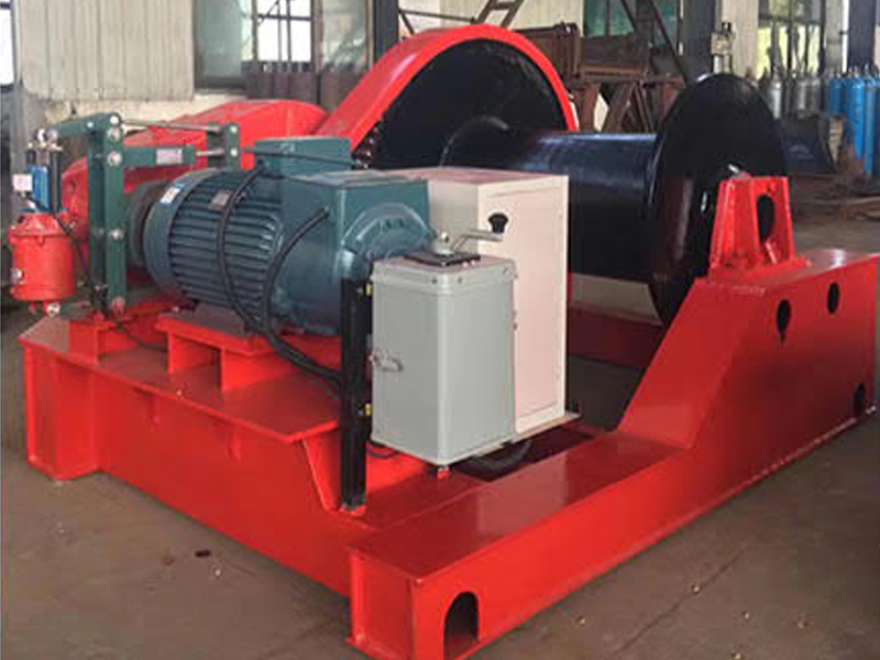 非標定制卷揚機